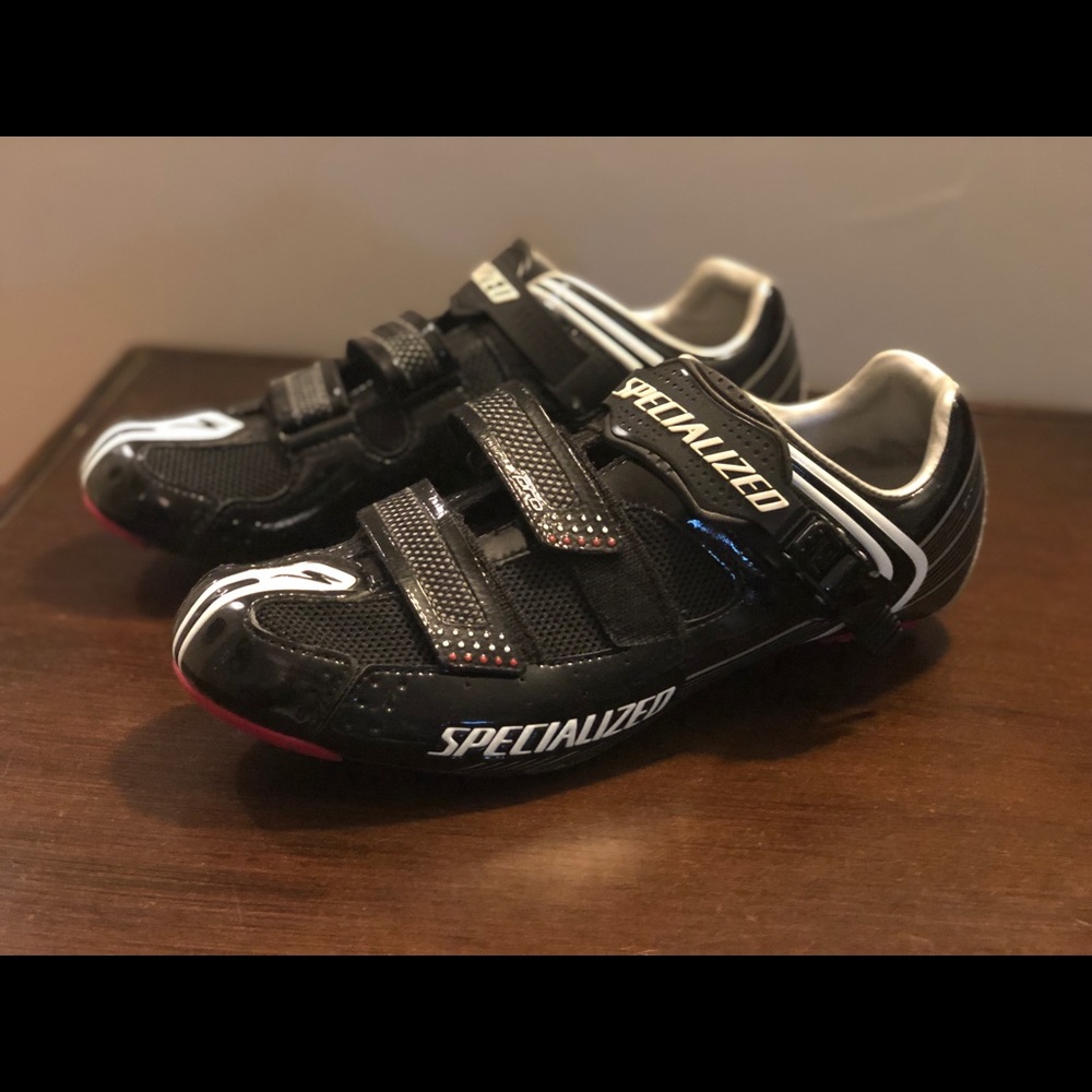 Cycling shoes